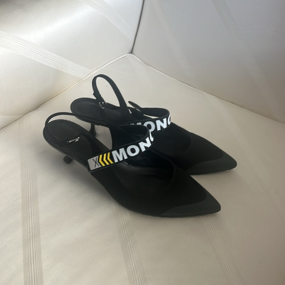 NWT MONCLER Black Slingback Pumps, 39
